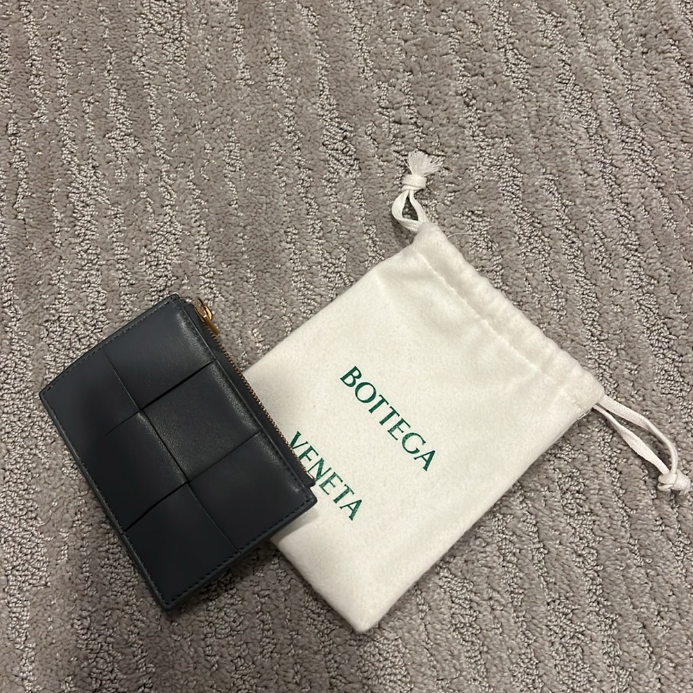 Bottega Veneta grey with gold zipper wallet